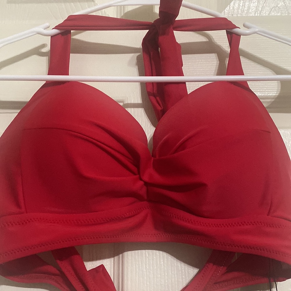 Red Ruched Two Pieces Bathing Suit - Picture 3 of 4